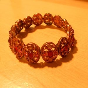 Elegant Pink & Red Crystal Stretch Bracelet